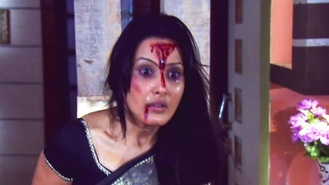 Rishab Manhandles Uttara