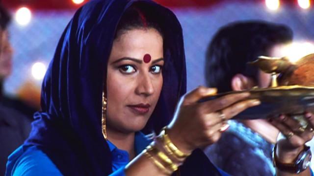 Roshni Devi Arrives At The Puja