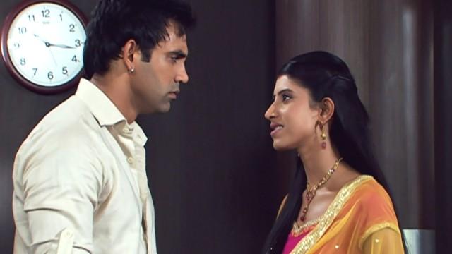 Vidya Confronts Gaurav
