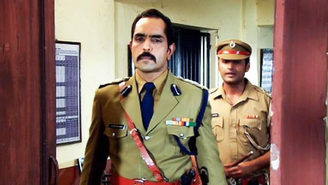Brahmanand Tries to Impress Aditya
