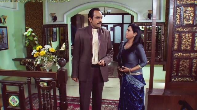 Devyani Apologizes To Brahmanand