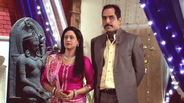 Devyani Threatens Brahmanand
