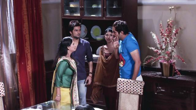 Devyani Slaps Brahmanand!