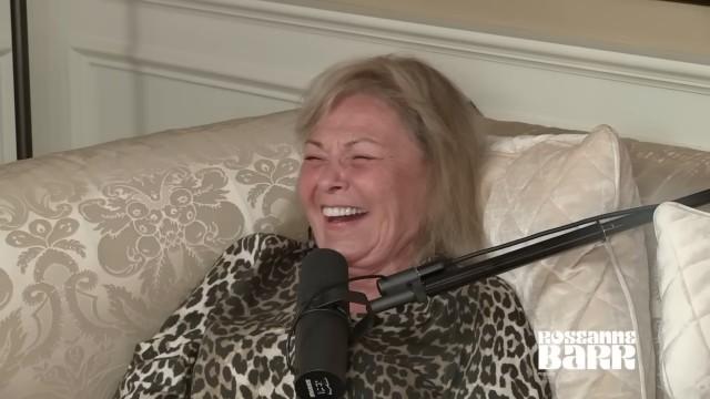 The Queen is back on Twitter - #7