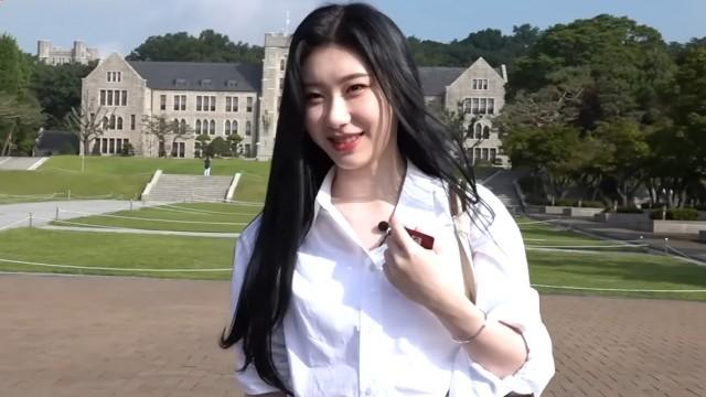 Chaeryeong, the strongest girl ever who registered for K University on the first day of admission!