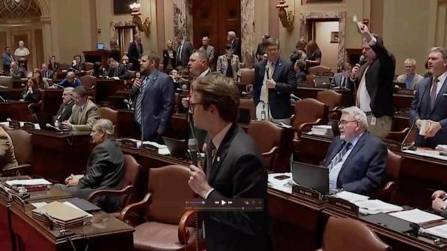 Legislative session end, Cantus, Tane Danger essay