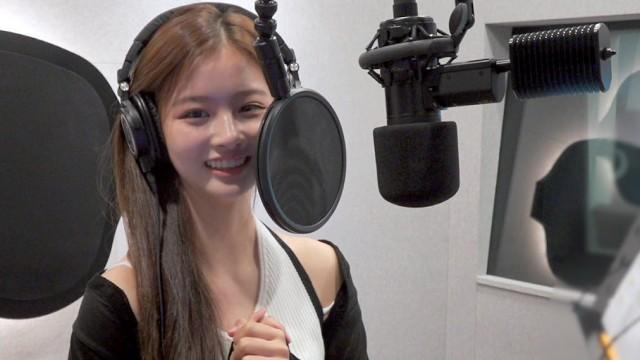 'Funky Glitter Christmas' Recording Behind