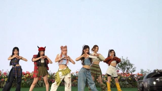 'Love Me Like This' MV Behind | Love me like that