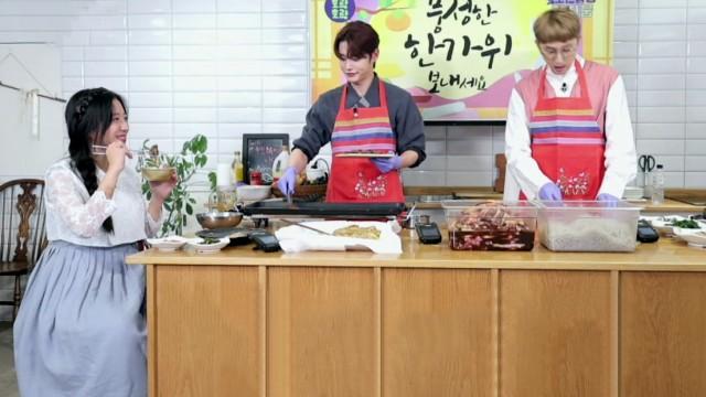 Human Kim Ji Woong between hefty eater Tzuyang and light eater Sleepy