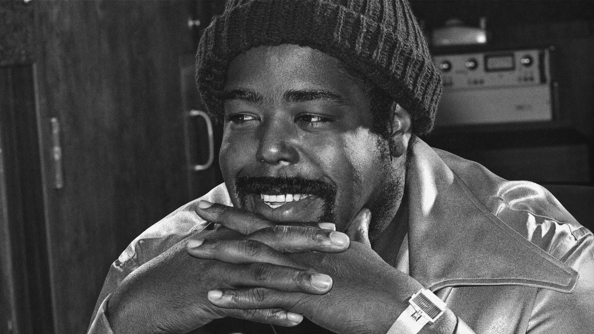 Let the Music Play: The Barry White Story
