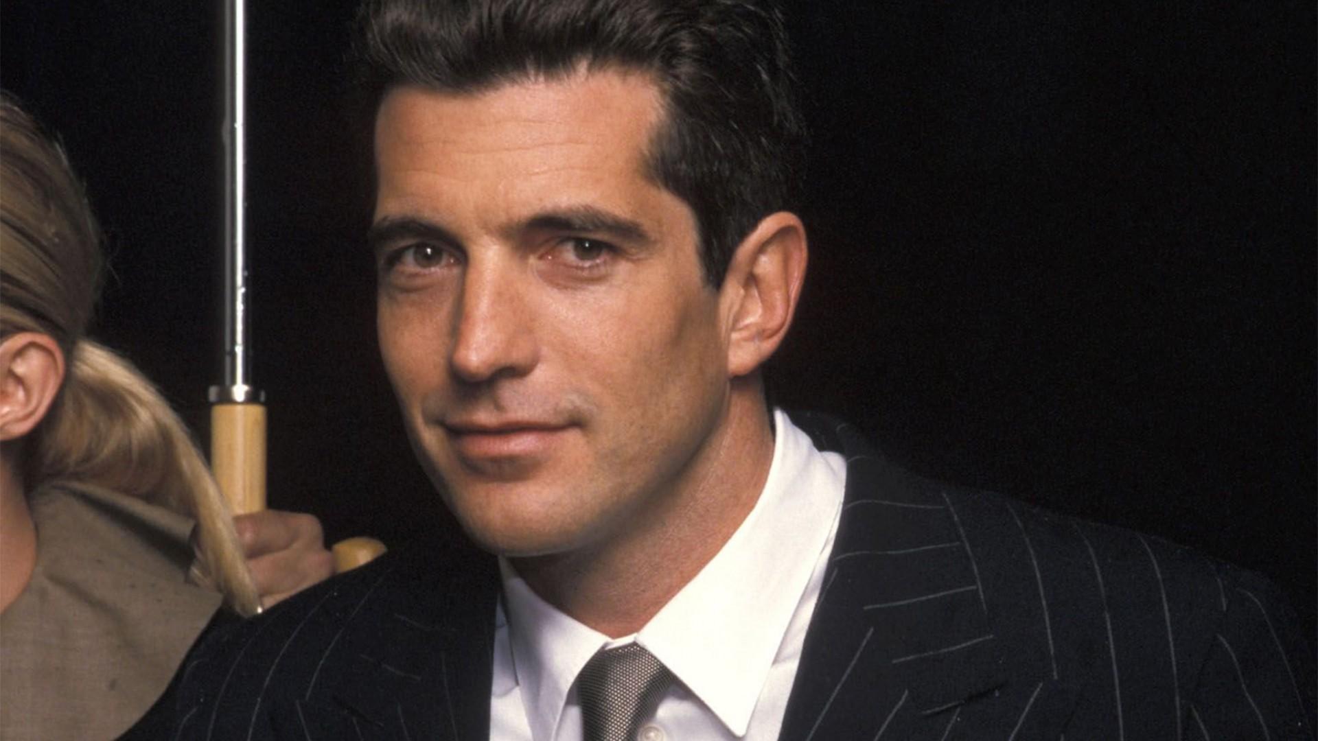 Biography: JFK Jr. The Final Year