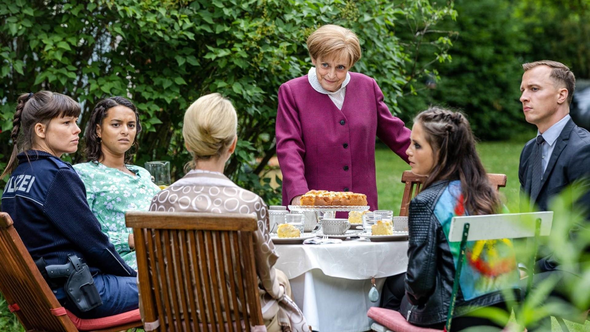 Miss Merkel - Murder in the castle