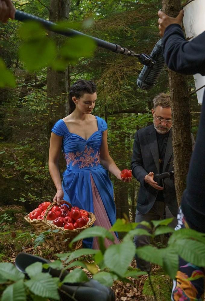 Snow White And The Evil Queen