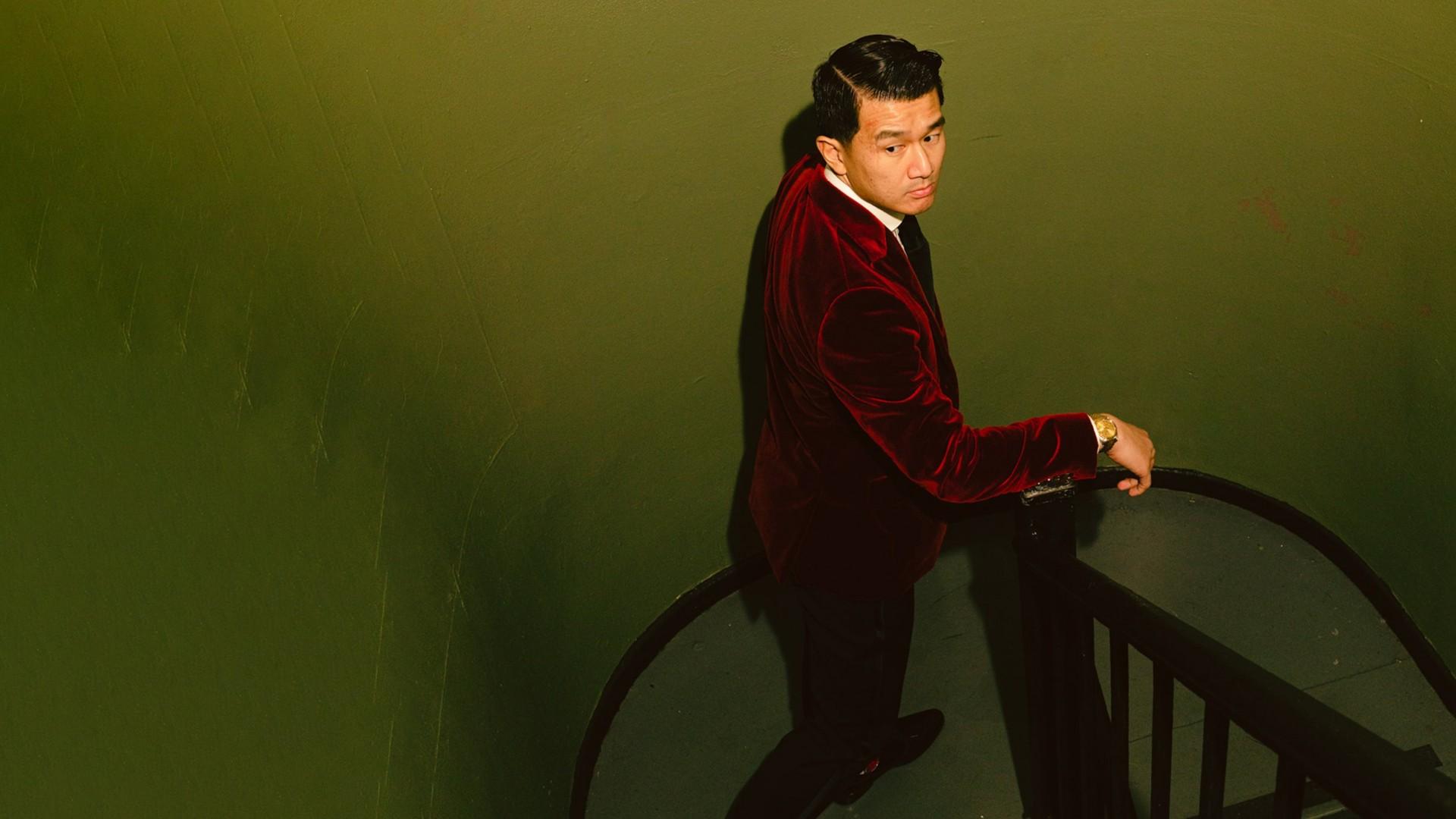 Ronny Chieng: Love To Hate It
