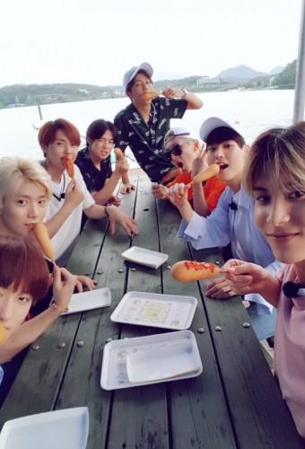 SF9's Virtual Vacation