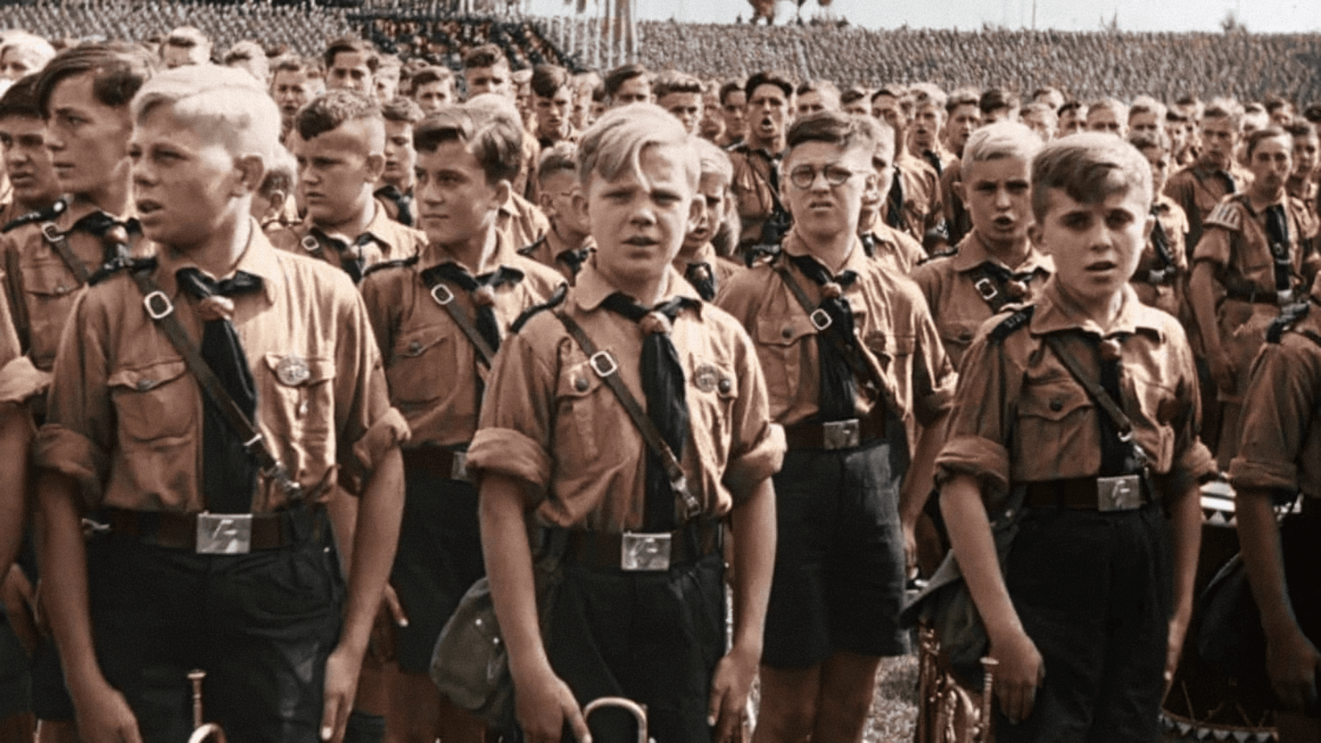 Hitlerjugend – Vom Sportplatz an die Front