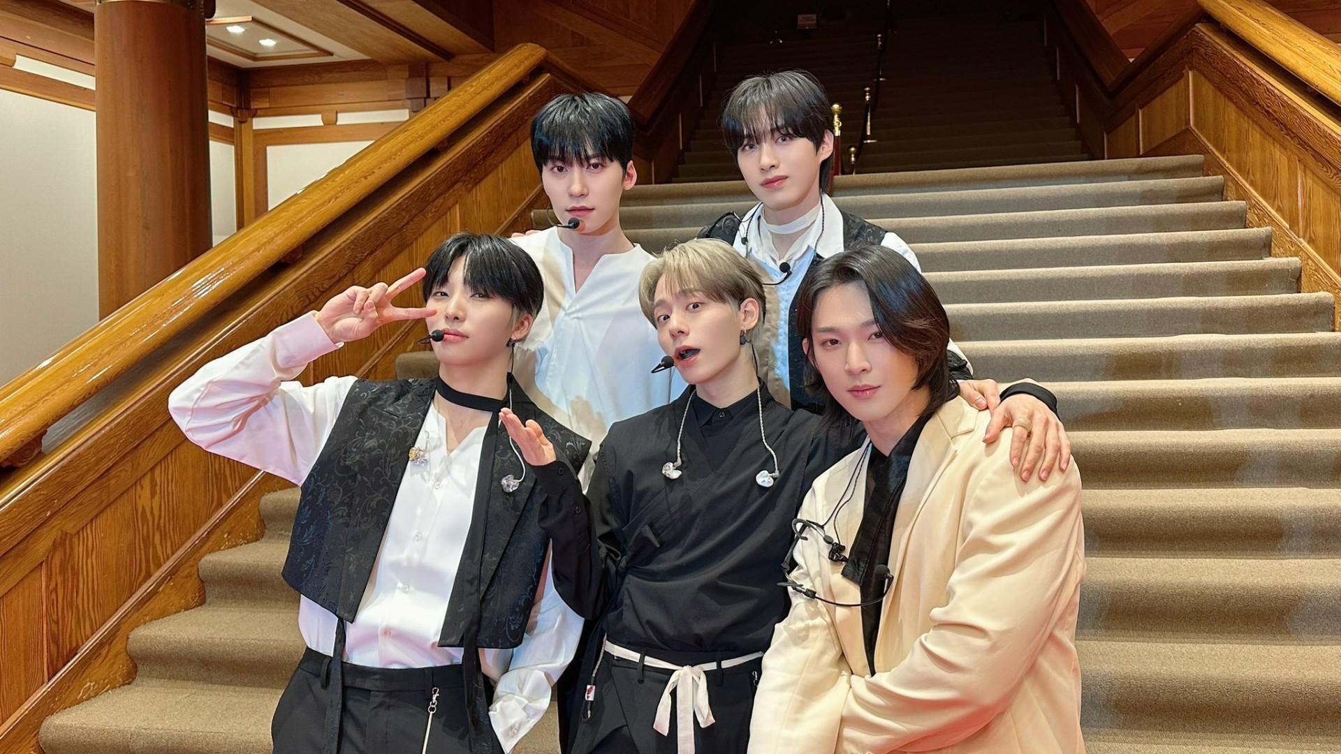 LIVE ONEUS