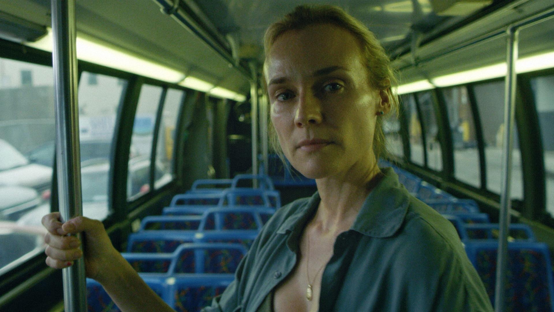 H24 - 24 Hours, 24 Women, 24 Stories