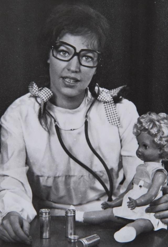 Frau Puppendoktor Pille