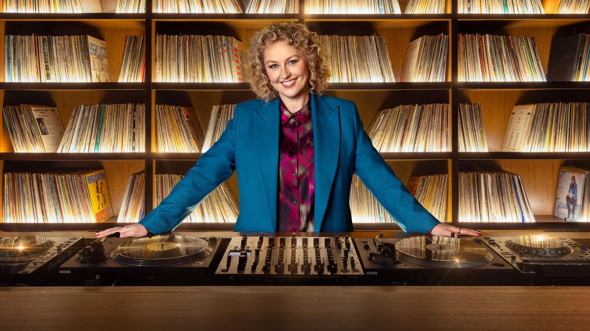 Take 5 with Zan Rowe