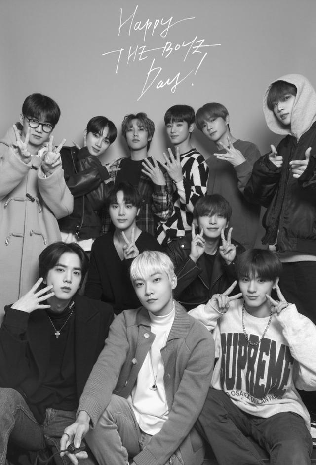The Boyz Weverse Live Show