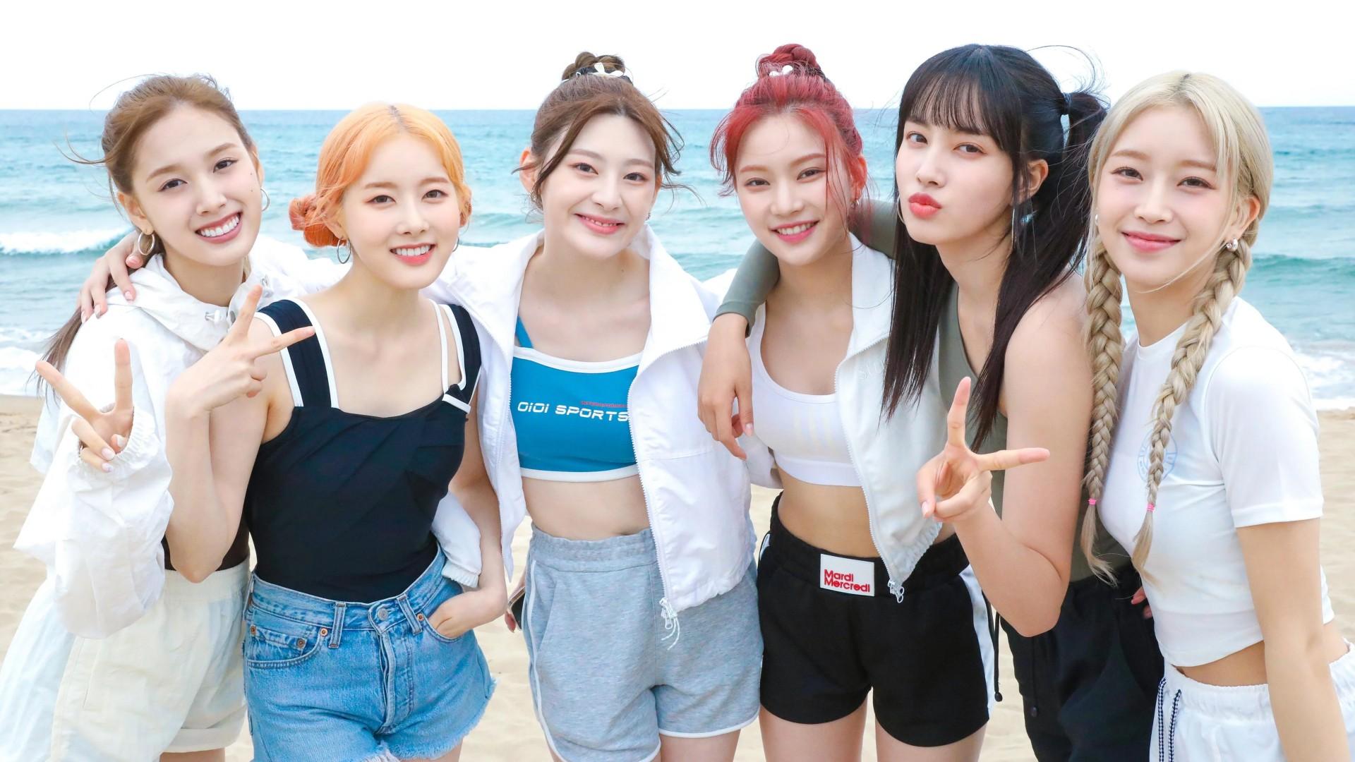 PANGPANG STAYC