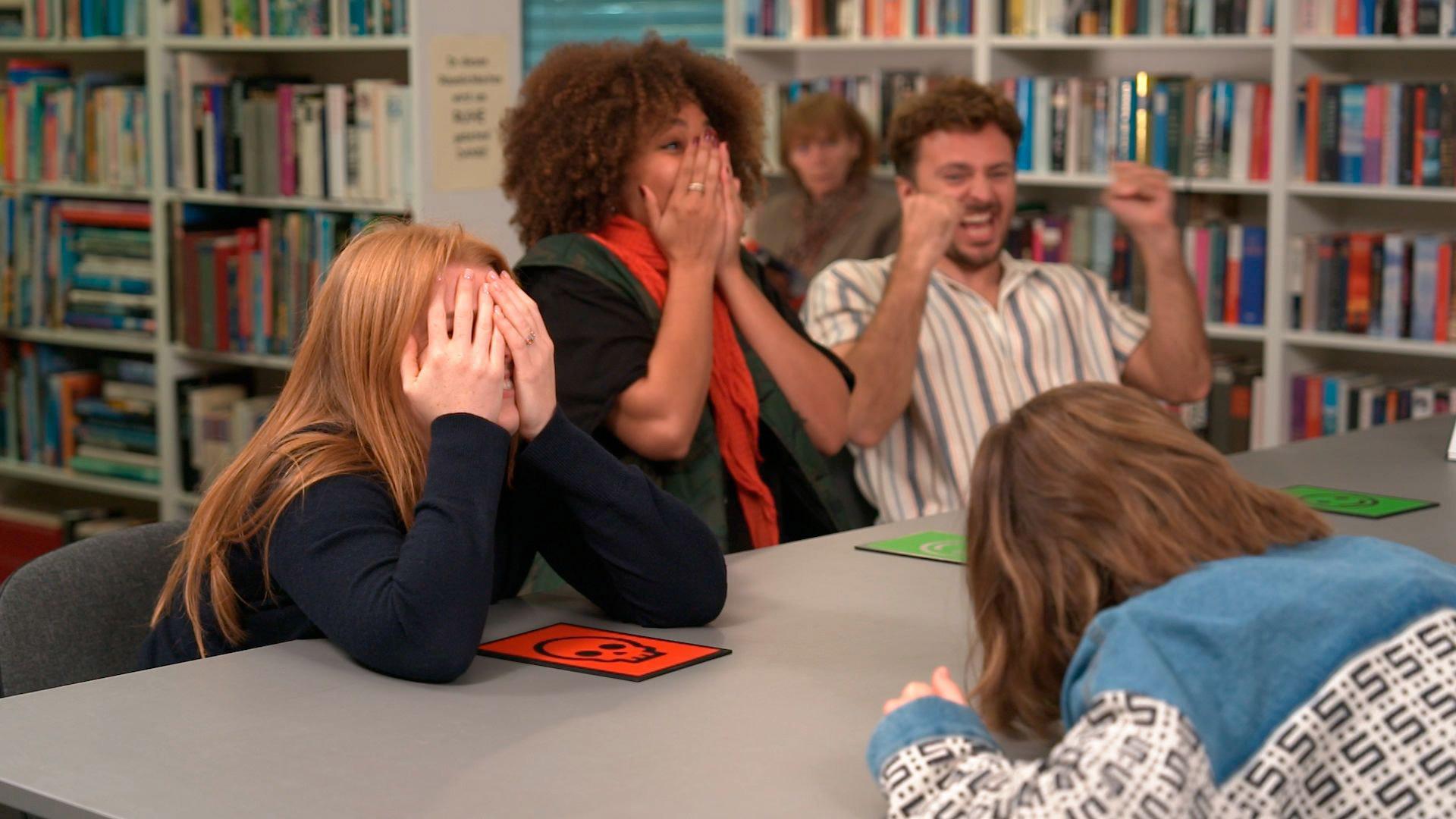 Shut the f* up! Silent Library