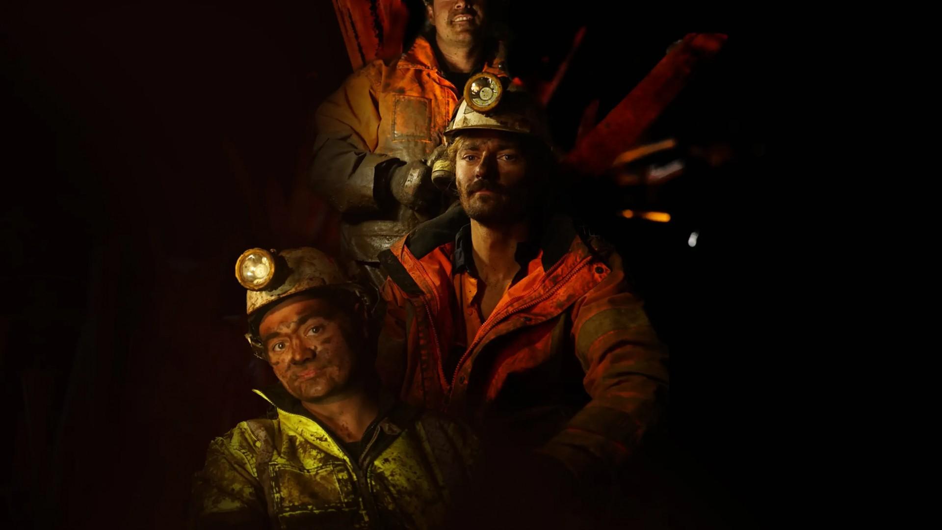 Outback Crystal Hunters
