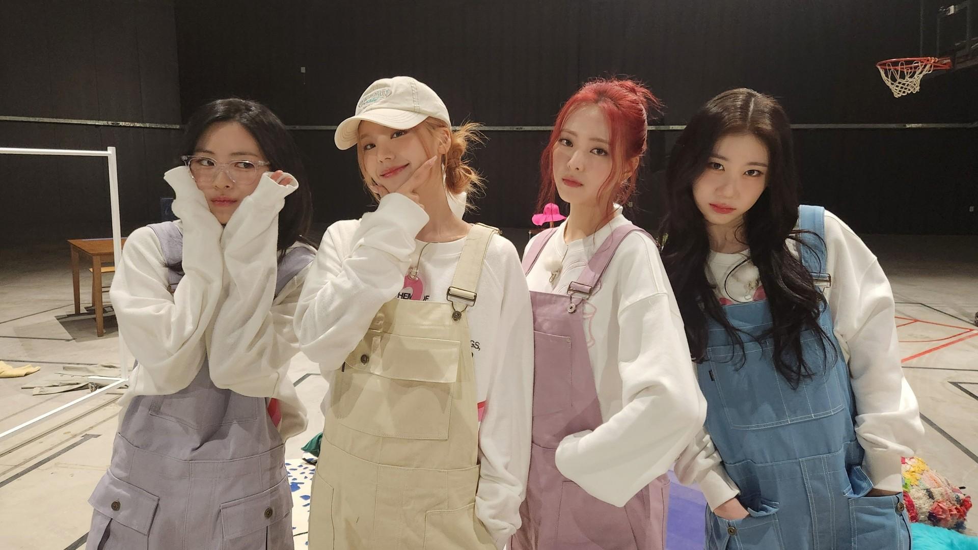 ITZY "IT’ZZZ"