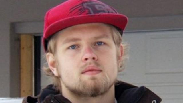 Anton vill köpa kjol till bilen - för pappas pengar