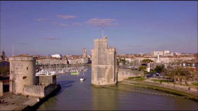 Murders in La Rochelle