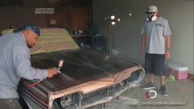 Nova Técnica de Pintura e Japonês Colocando a Mão na Massa
