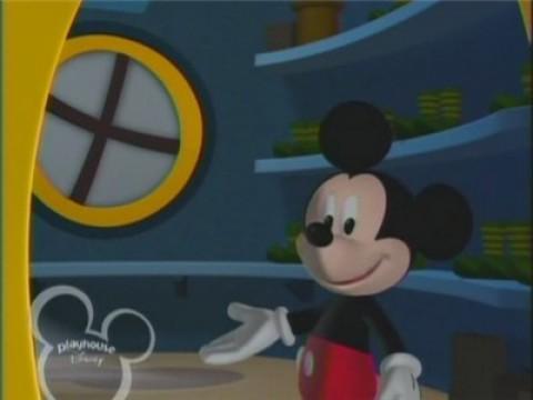 Mickey juega al escondite