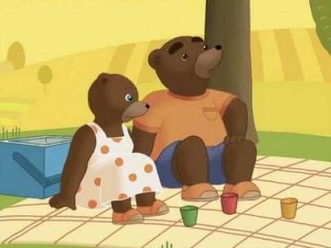 Little Brown Bear loves picnics