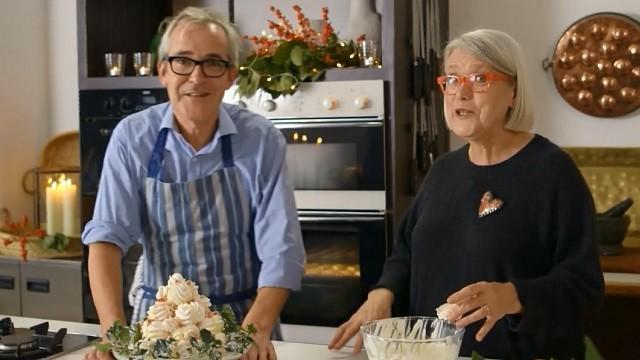 A Simply Delicious Christmas (2014)