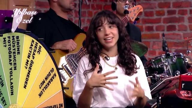 Zeynep Bastık (Yılbaşı Özel)