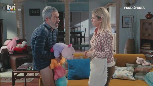 Aurélio assusta-se com conversa de Gracinda e foge a sete pés
