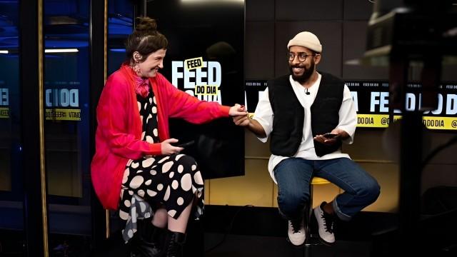 Duda Menegheti convida Luan Iaconis para comentar as MELHORES FOFOCAS