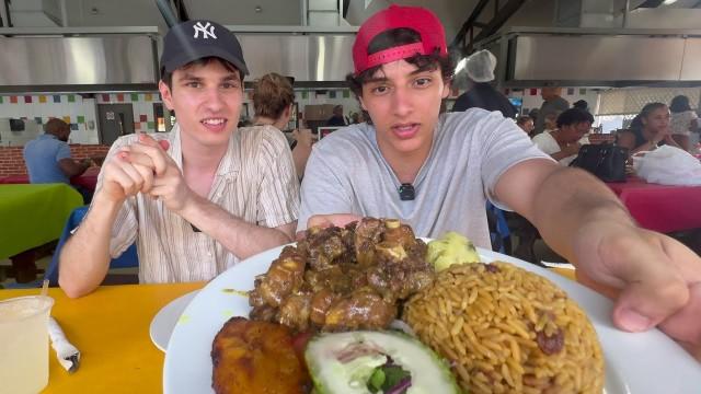Iguana Mukbang