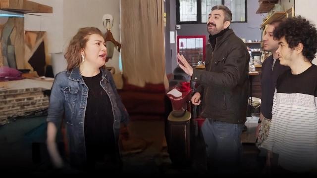 Ahmet'in Anasının Kafesi