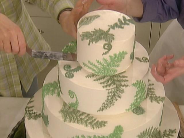 Woodland Wedding Cake; Wedding Party Gifts