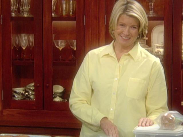 Keukenhof Bulb Garden in Holland (Field Trip); Arranging Tulips