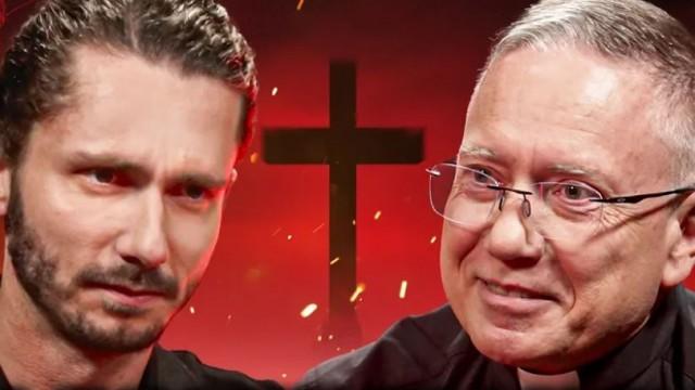 PRÊTRE EXORCISTE: LES EXORCISMES LES PLUS CHOQUANTS DE SA CARRIÈRE (POSSESSIONS, ANTÉCHRIST, MAGIE)