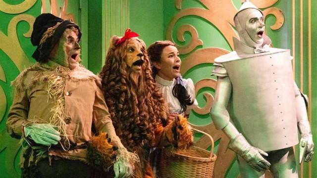 I'm Manifesting You Zip Your Lips with Pierson