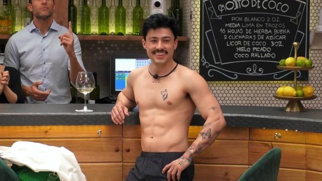 2174 - Vísteme despacio, que tengo prisa