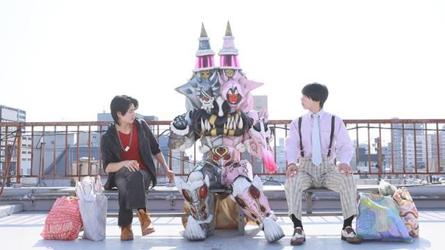 Sudden Breakup!? A Big Fight Between Knife and Cake