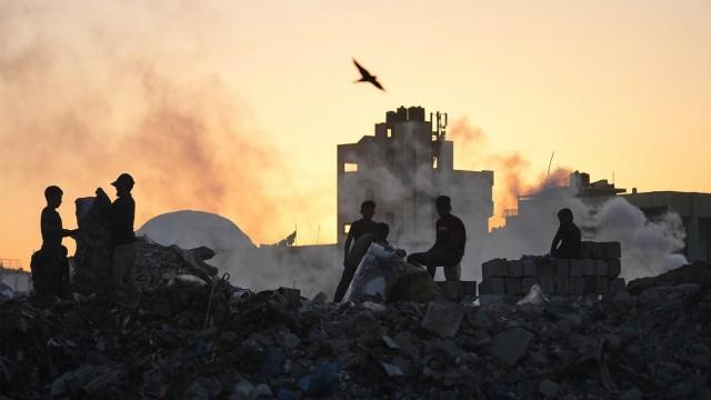 Saturday, October 25