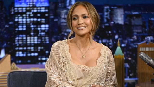 Jennifer Lopez, EJAE, Audrey Nuna, Rei Ami