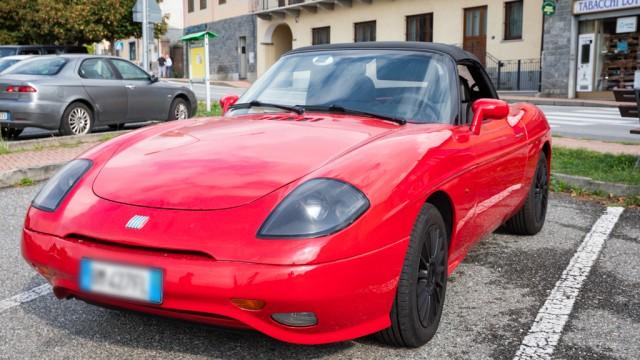 Italy: Fiat Barchetta