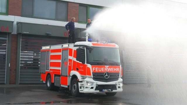 Feuer unterm Balkon